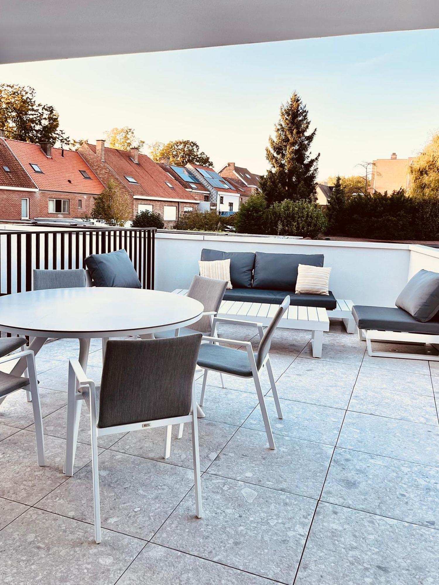 Surmont 52 Lägenhet Ieper Exteriör bild